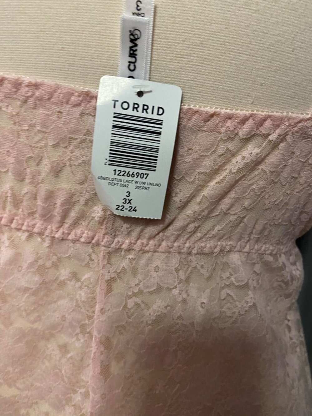 Torrid NWT Women's Light Pink Lace Underwire Babydoll Size 3 - Picture 7 of 7